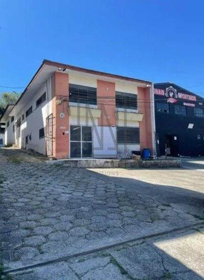 Terreno à venda, 1680 m  por R  3.500.000,00 - Fazendinha - Cu...