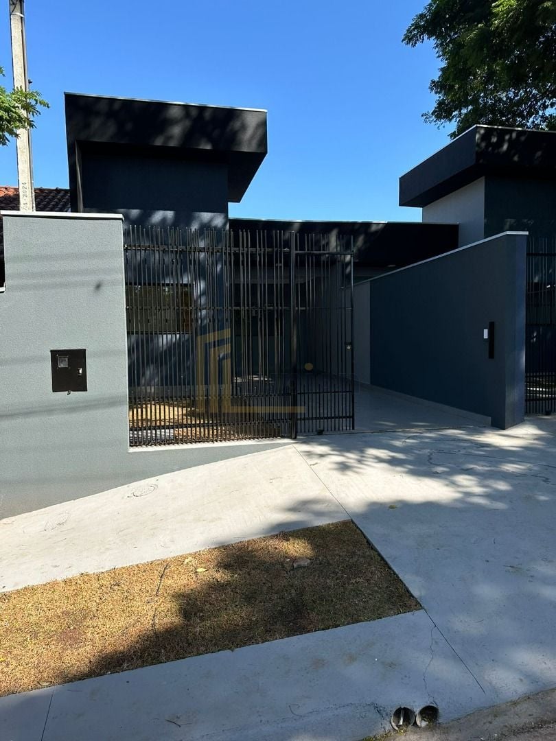 Casa com 3 dormitórios à venda, 76 m² por R$ 350.000,00 - Parq...