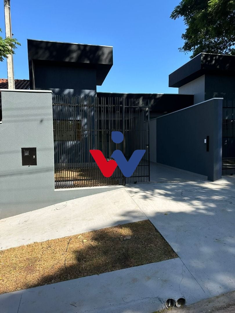 Casa com 3 dormitórios à venda, 76 m² por R$ 350.000,00 - Parq...