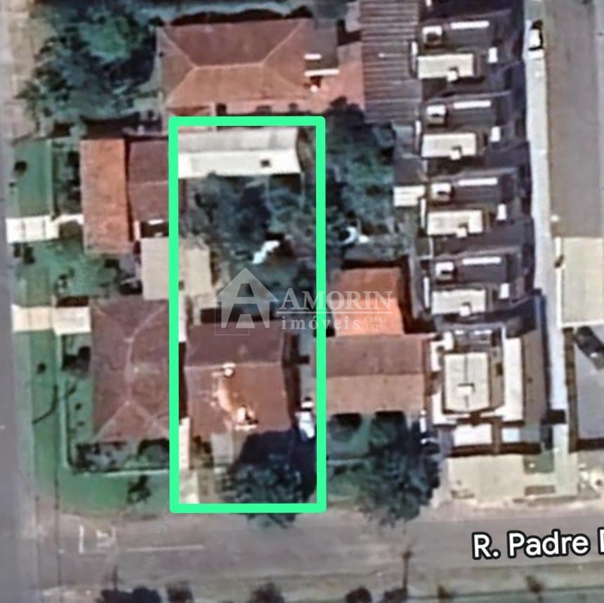 Casa com 600 m  no Hauer,  3 quartos e potencial para condomínio