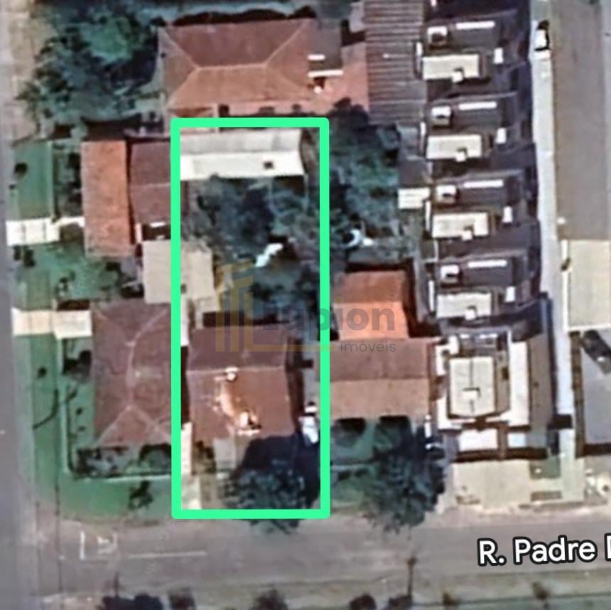 Casa com 600 m  no Hauer,  3 quartos e potencial para condomínio