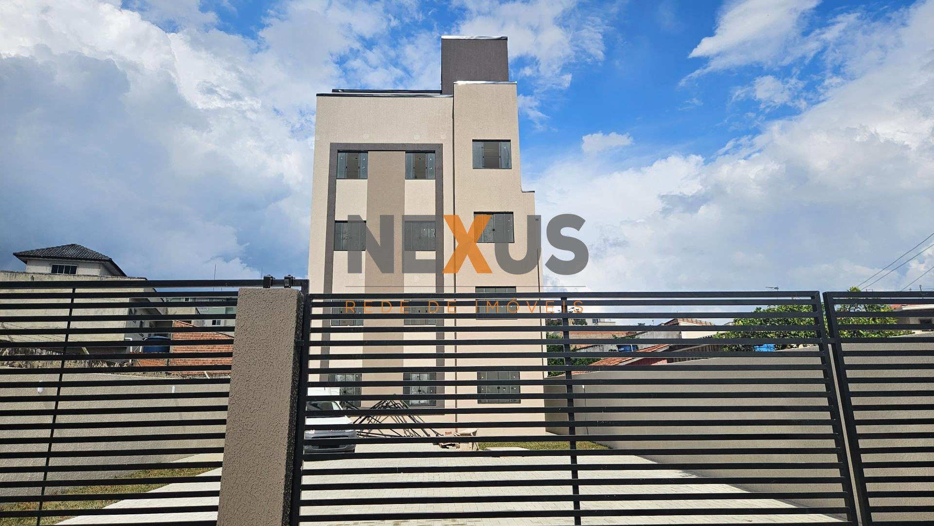 Apartamento de cobertura  com 105,11 m  03 quartos, sendo 01 s...