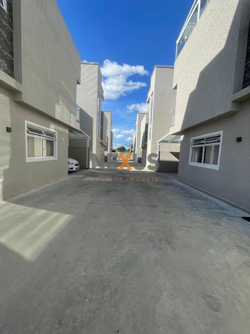 Sobrado à venda, bairro alto, CURITIBA - PR