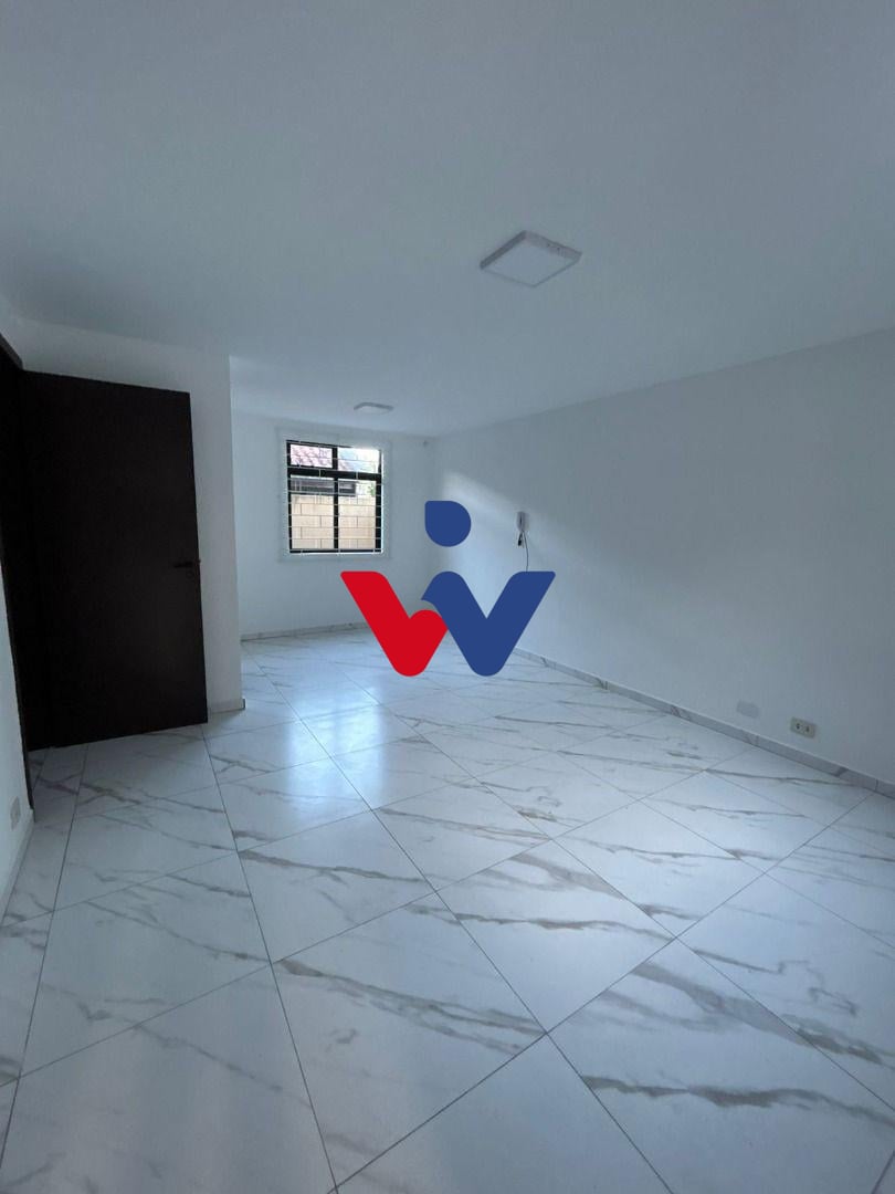 Sobrado à venda, bairro alto, CURITIBA - PR