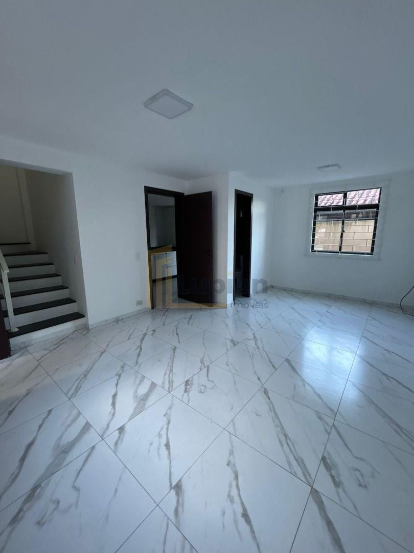 Sobrado à venda, bairro alto, CURITIBA - PR