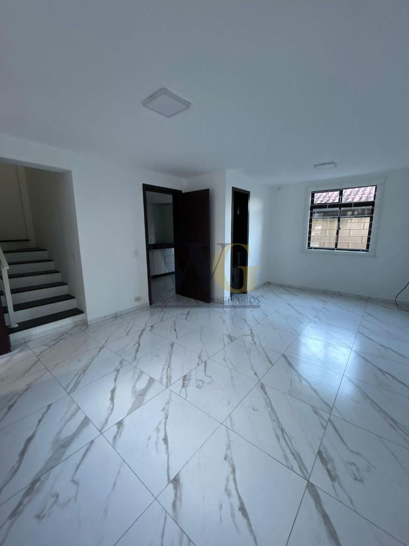 Sobrado à venda, bairro alto, CURITIBA - PR