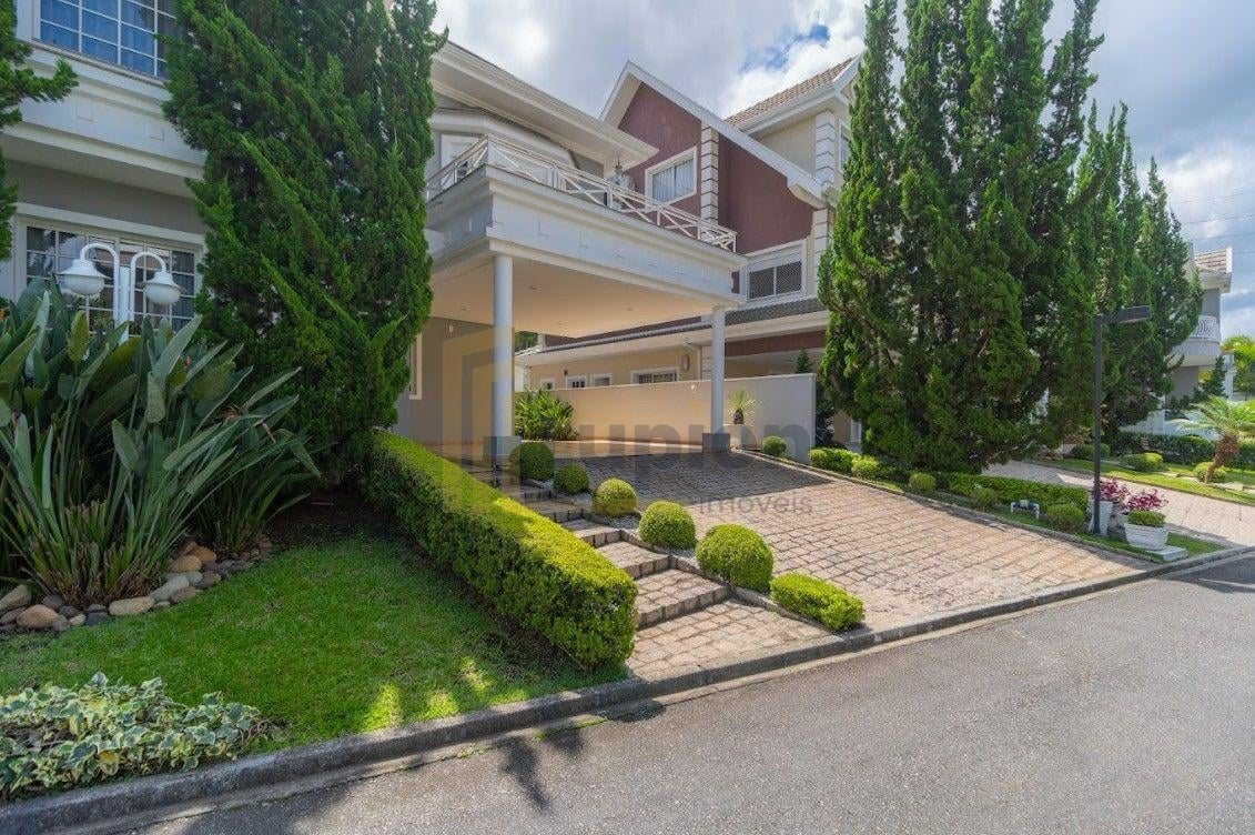Casa em Condomínio Fechado - Oportunidade Imperdível na região...
