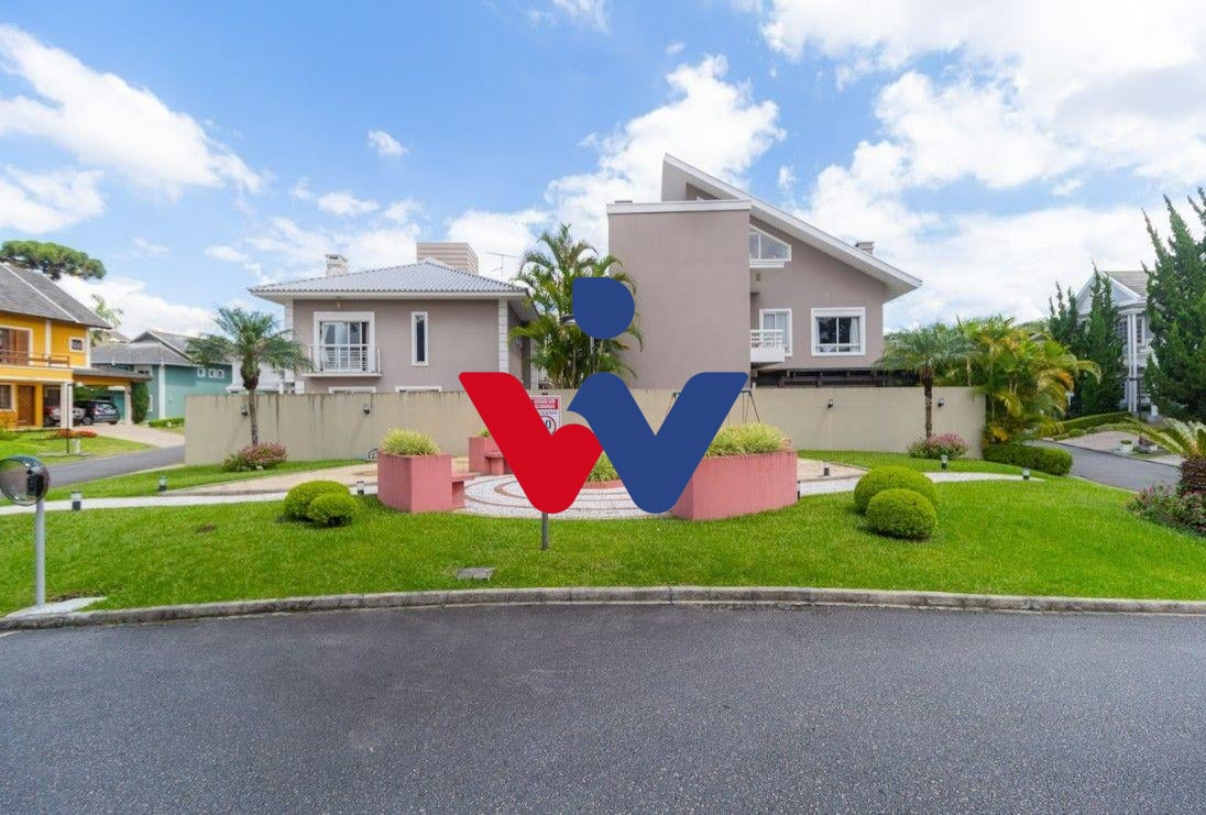 Casa em Condomínio Fechado - Oportunidade Imperdível na região...