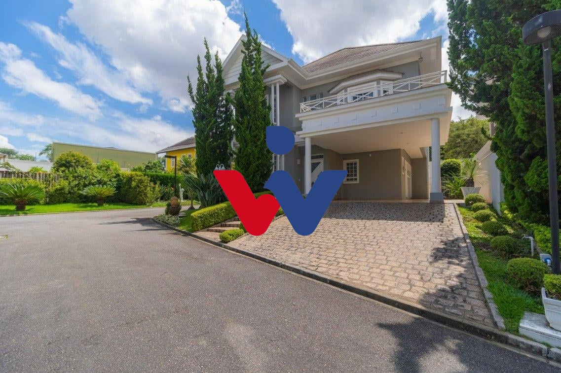 Casa em Condomínio Fechado - Oportunidade Imperdível na região...