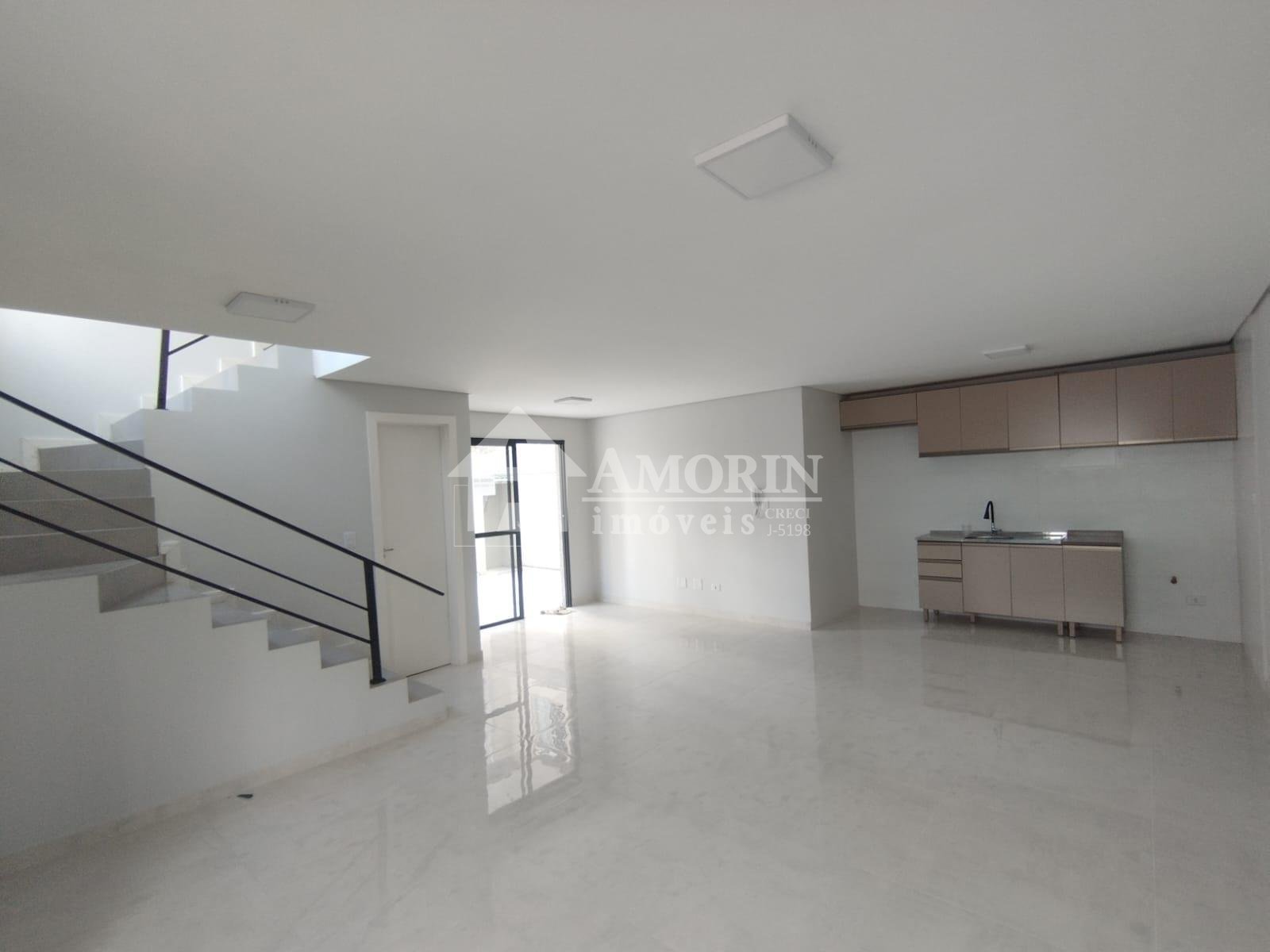 Sobrado com 4 dormitórios à venda, Bairro Uberaba, CURITIBA - PR
