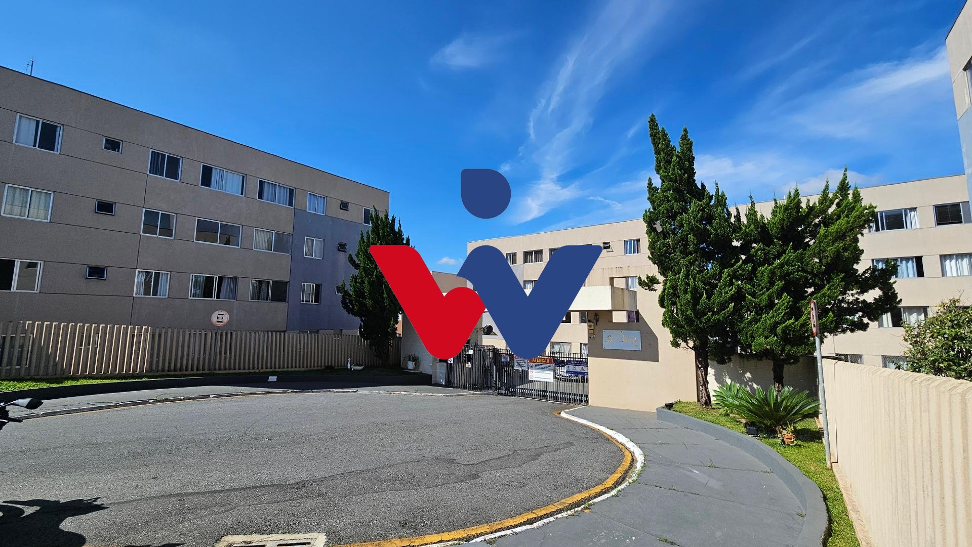 Apartamento com 03 dirmitórios  à venda, Centro, ARAUCARIA - PR