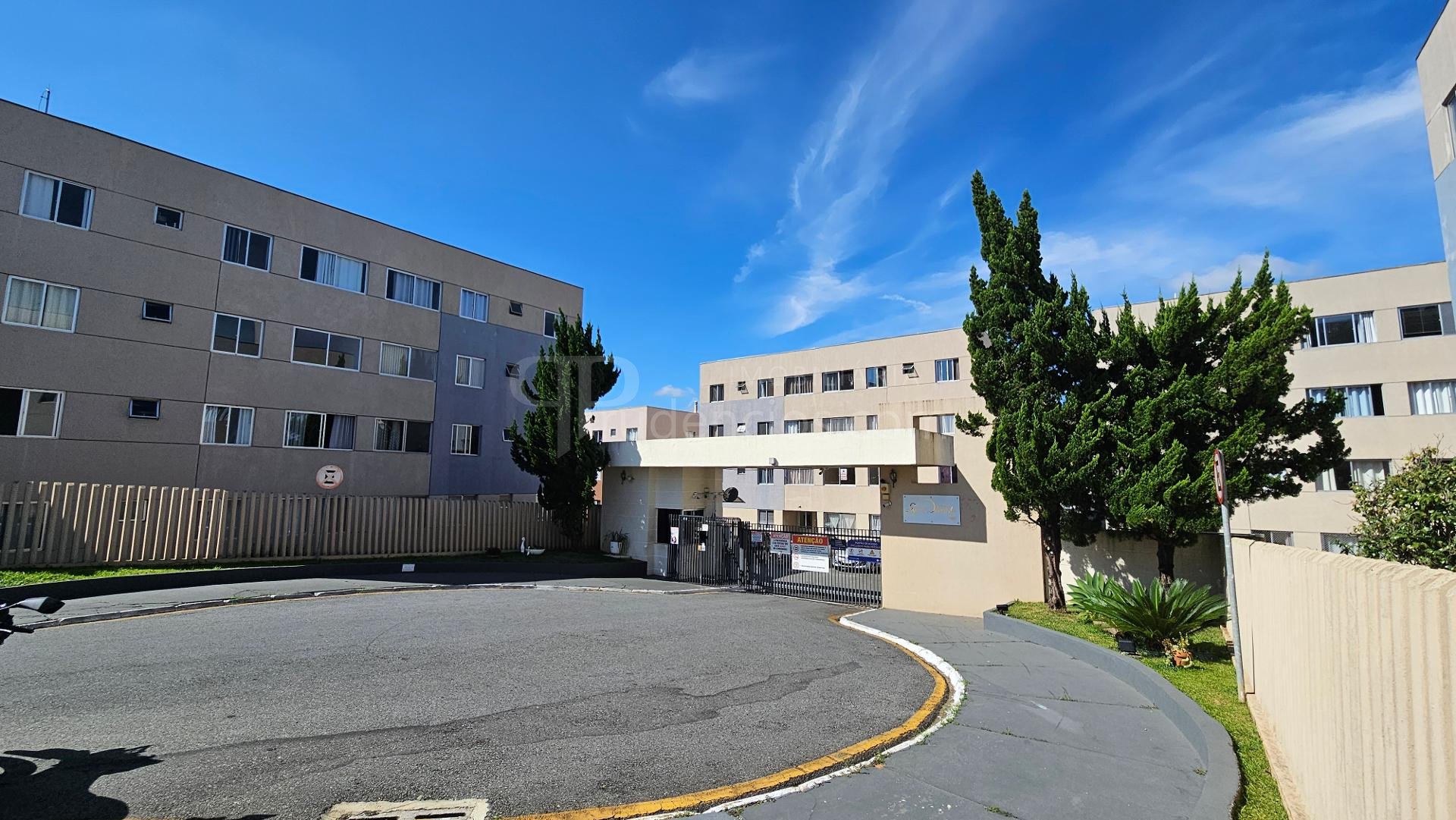 Apartamento com 03 dormitórios à venda, Centro, ARAUCARIA - PR