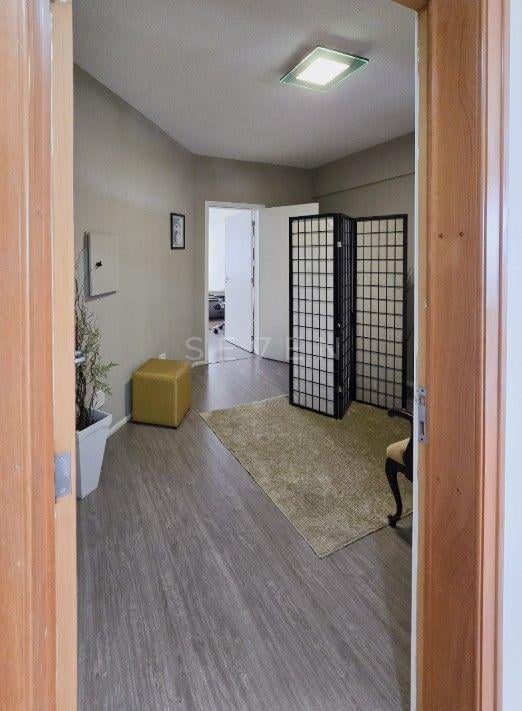 Sala Comercial 32m  no Medical Arts Building  Centro   Alto da XV