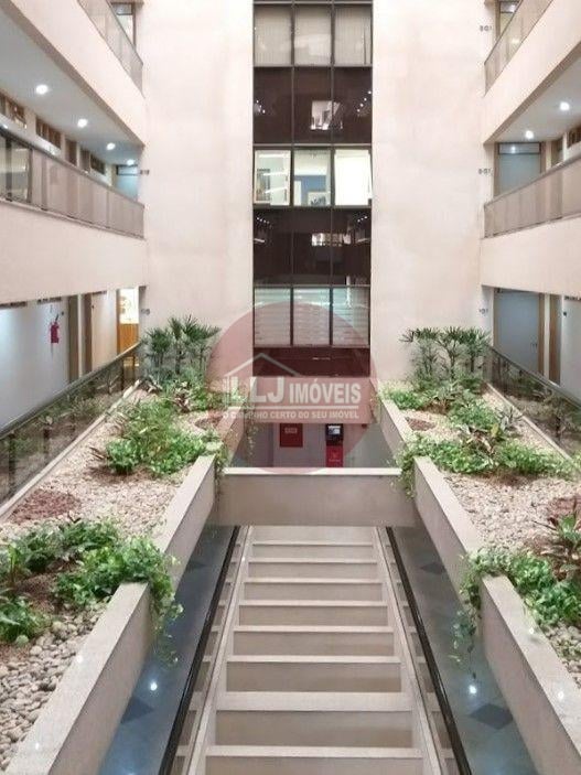 Sala Comercial 32m  no Medical Arts Building  Centro   Alto da XV