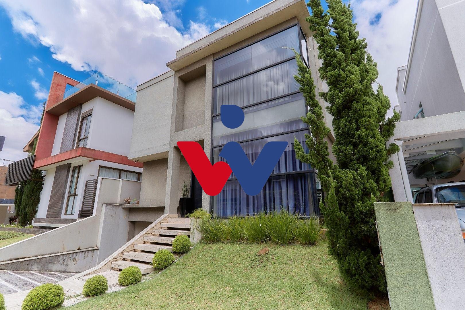 Casa com 3 dormitórios à venda, 297.00 m , pinheirinho, CURITI...
