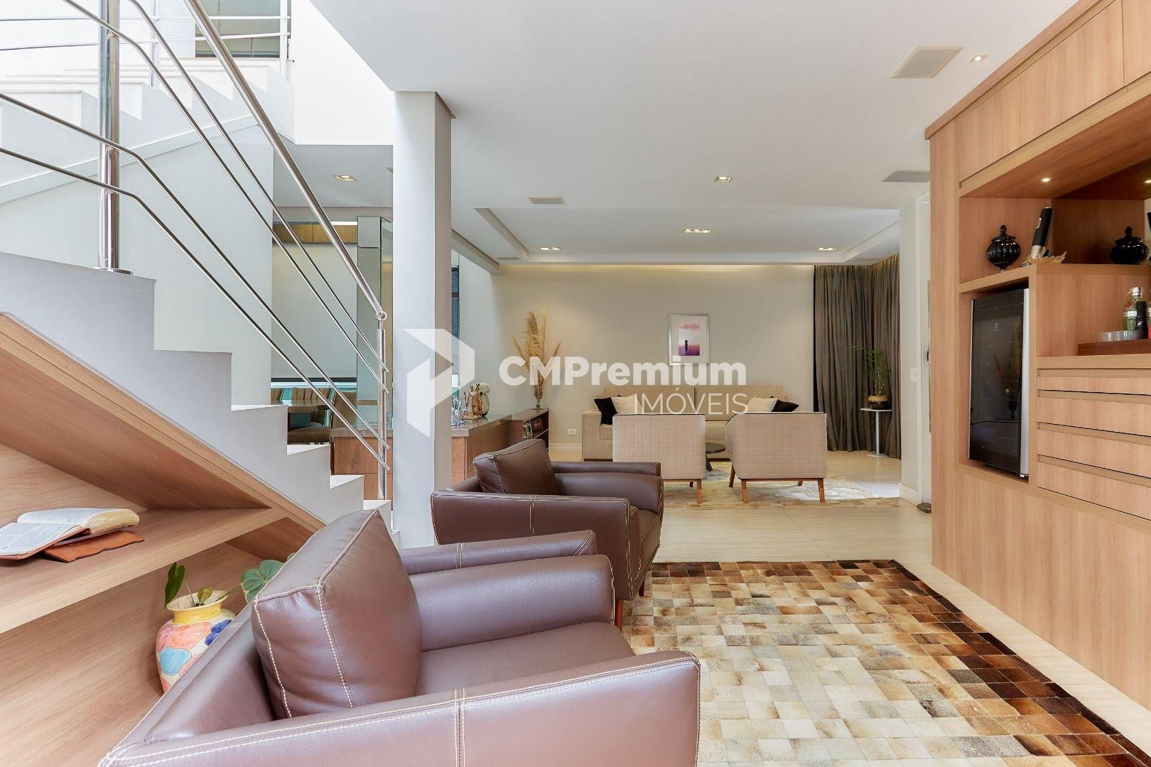 Casa com 3 dormitórios à venda, 297.00 m , pinheirinho, CURITI...