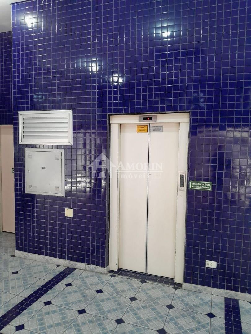 Loja ou Conjunto Comercial de 22m  na Sobreloja do Shopping Ca...