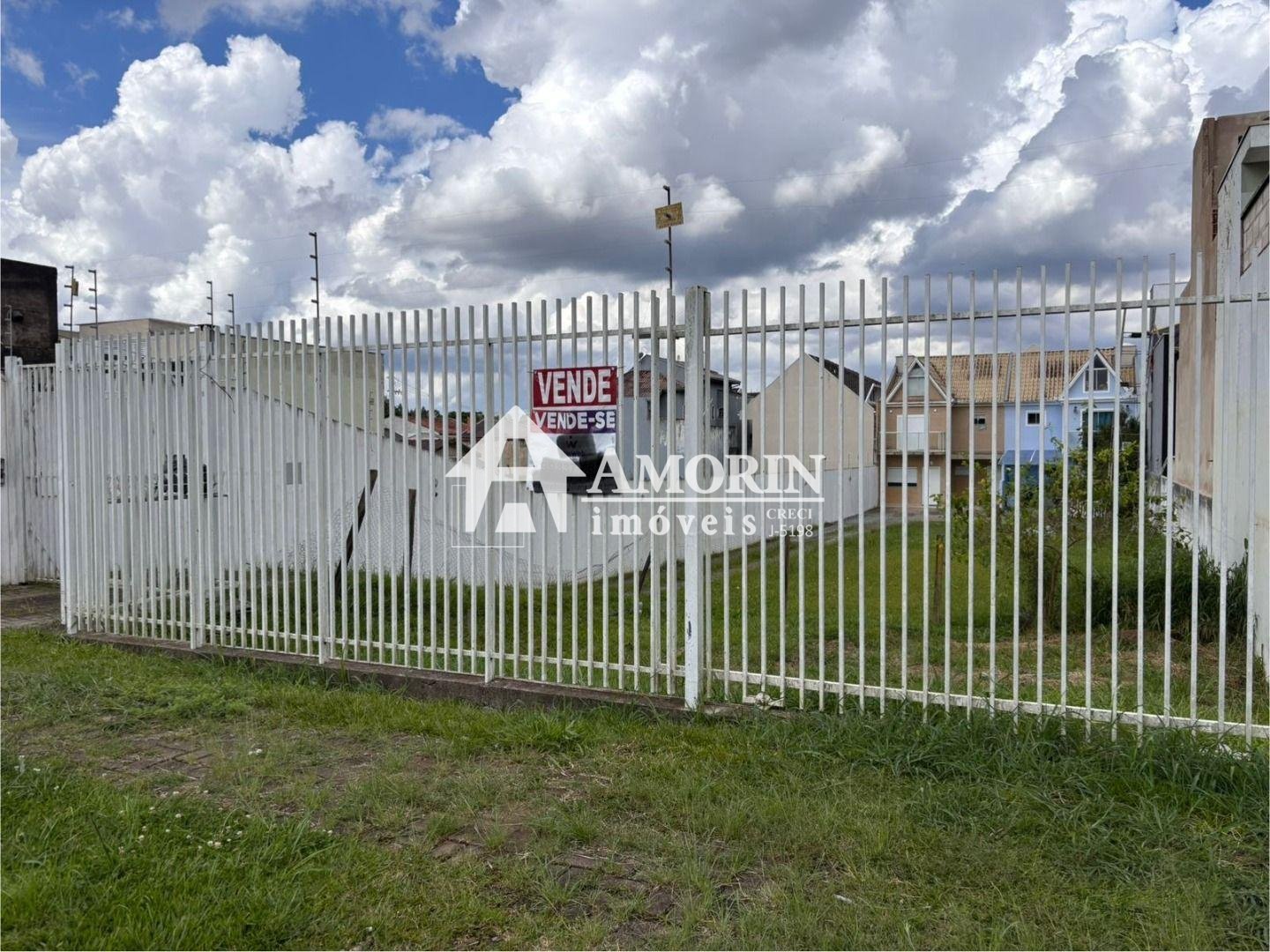 Terreno à venda em  Santa Felicidade, com Alvará de construção...