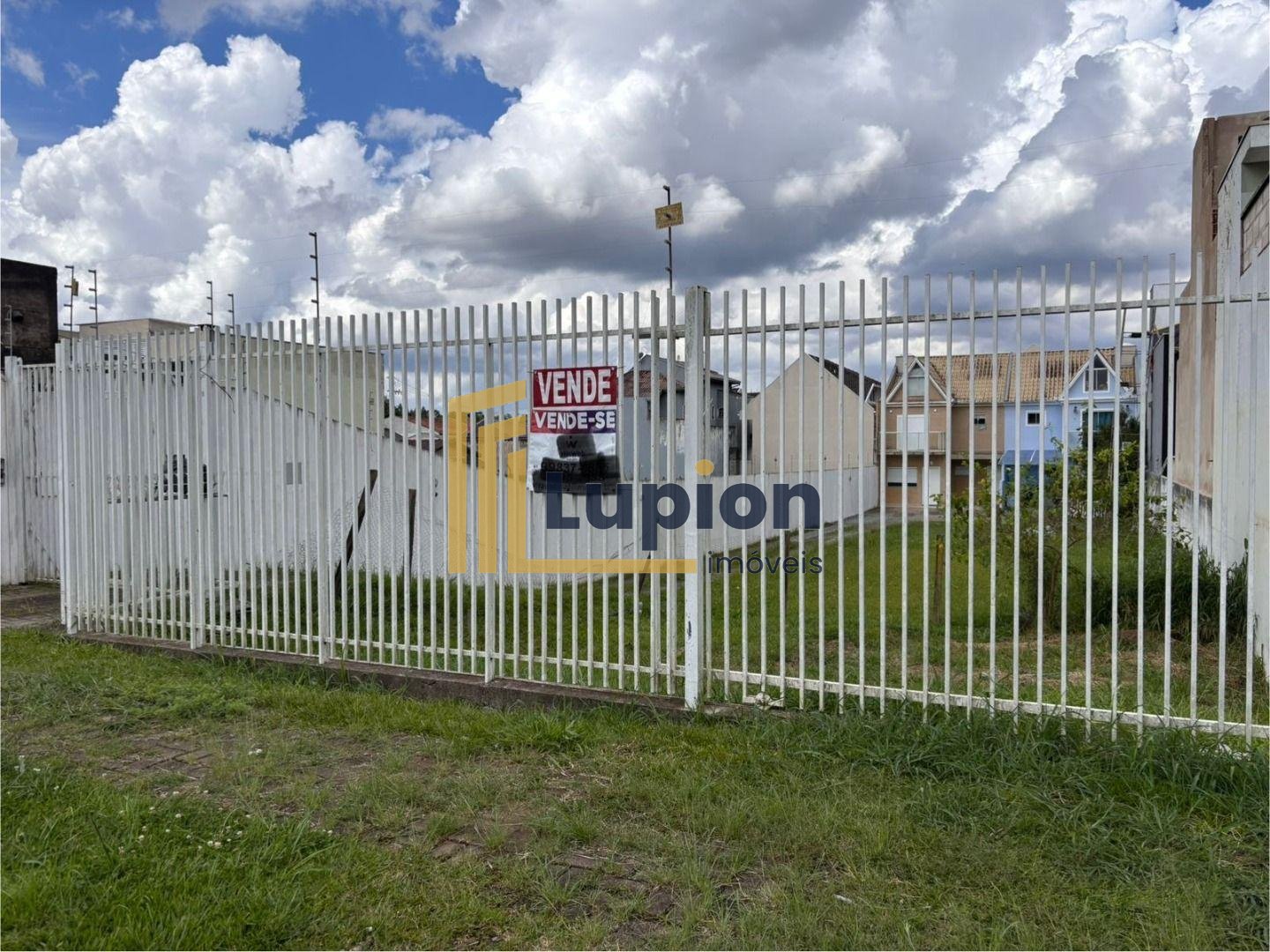 Terreno à venda em  Santa Felicidade, com Alvará de construção...