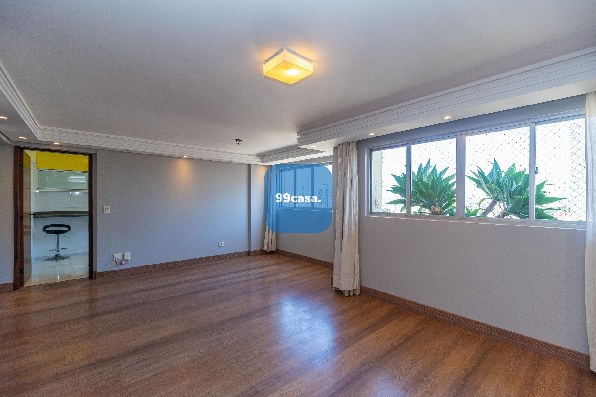 Apartamento com 3 dormitórios à venda,134.00 m , por R  650.00...