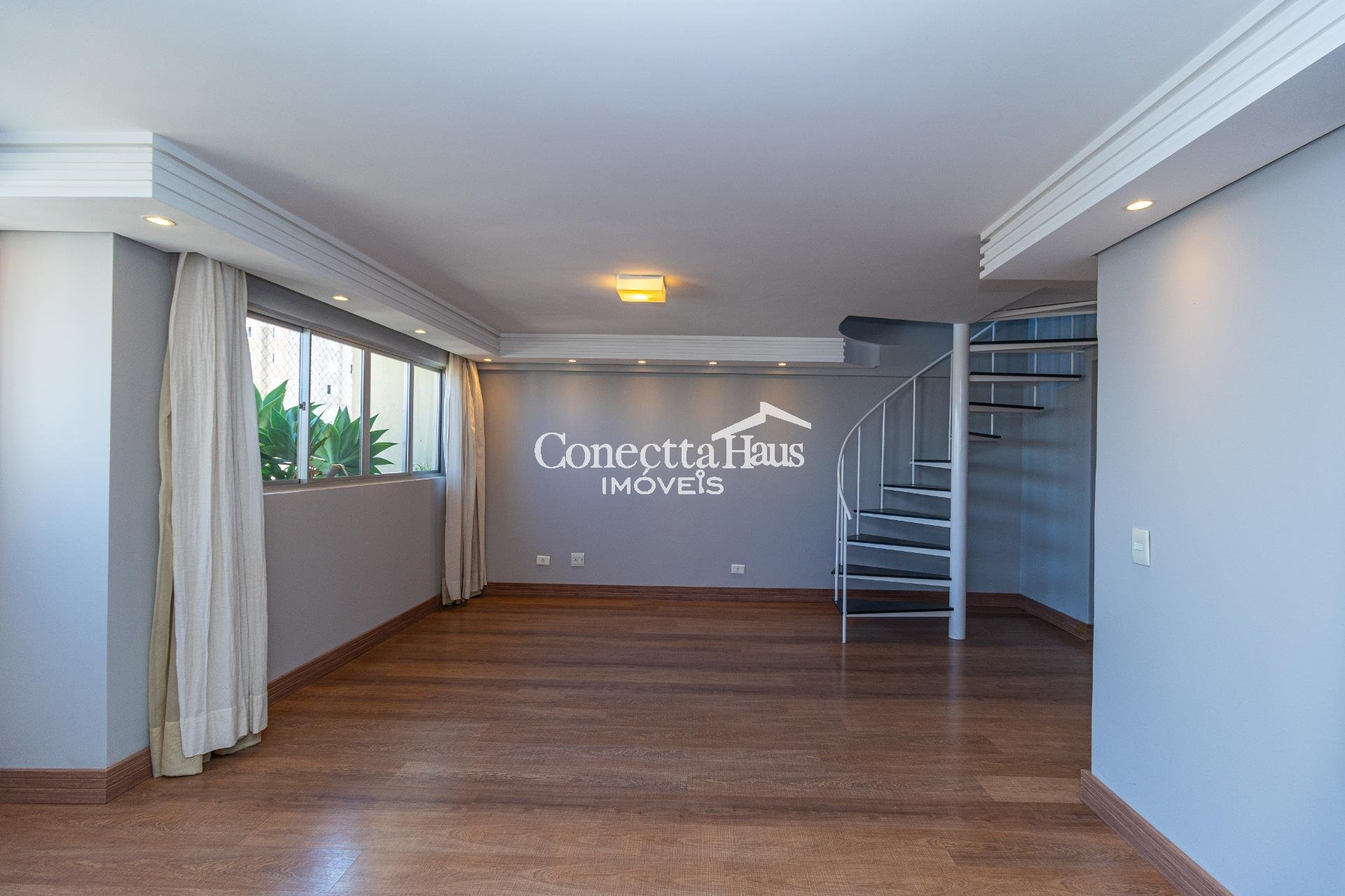Apartamento com 3 dormitórios à venda,134.00 m , por R  650.00...