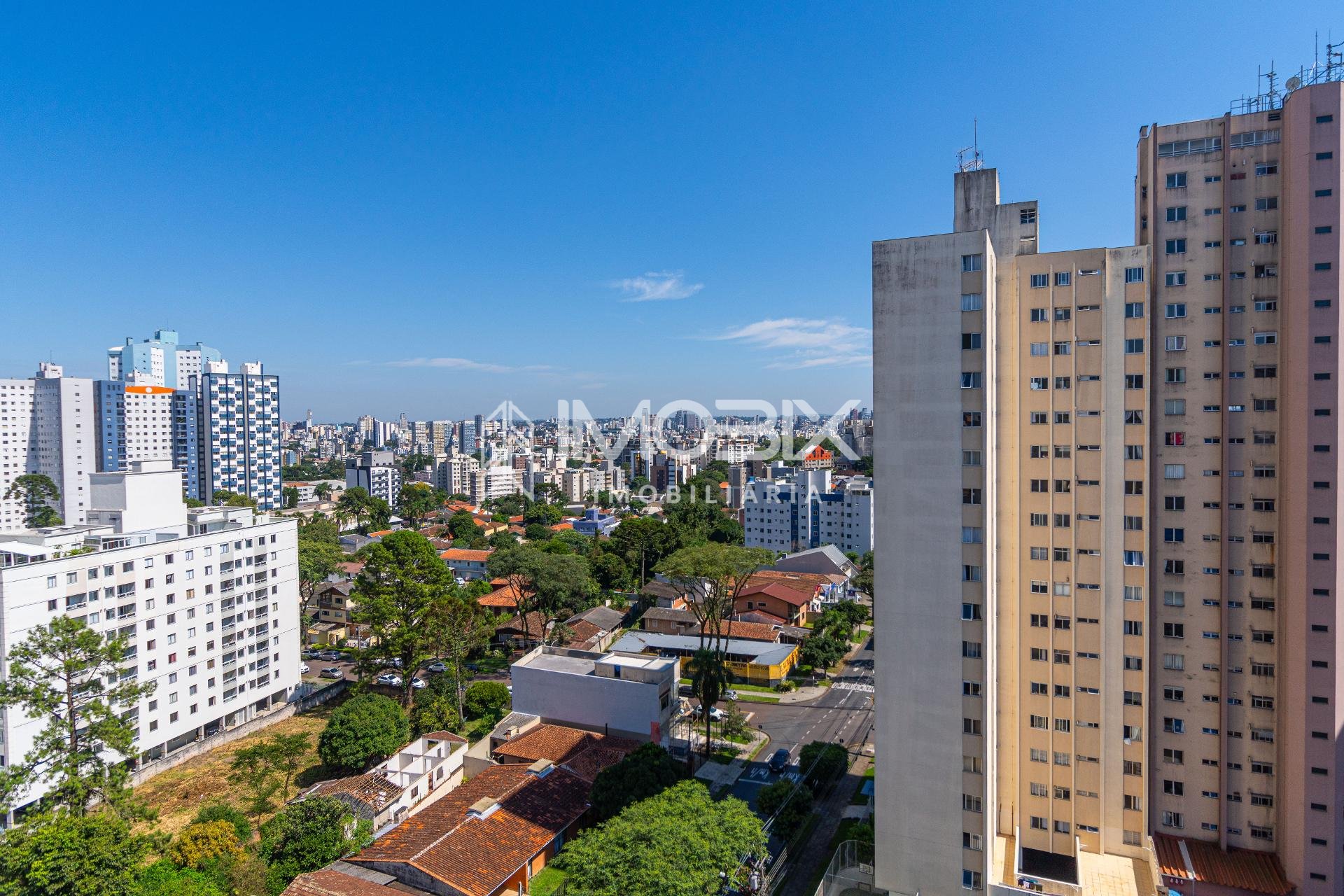 Apartamento com 3 dormitórios à venda,134.00 m , por R  650.00...