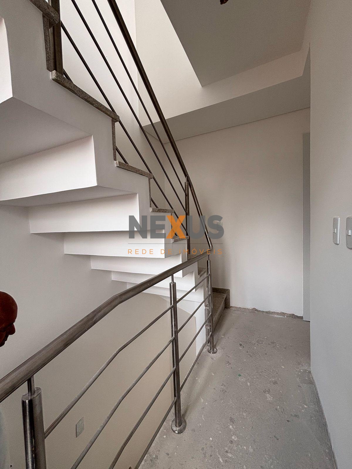 Sobrado  Triplex dentro de Condominio Bairro Uberaba Curitiba Pr