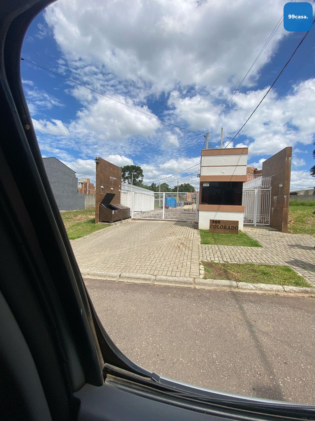 Sobrado Novo em Condomínio Fechado no Umbará com Acabamentos P...