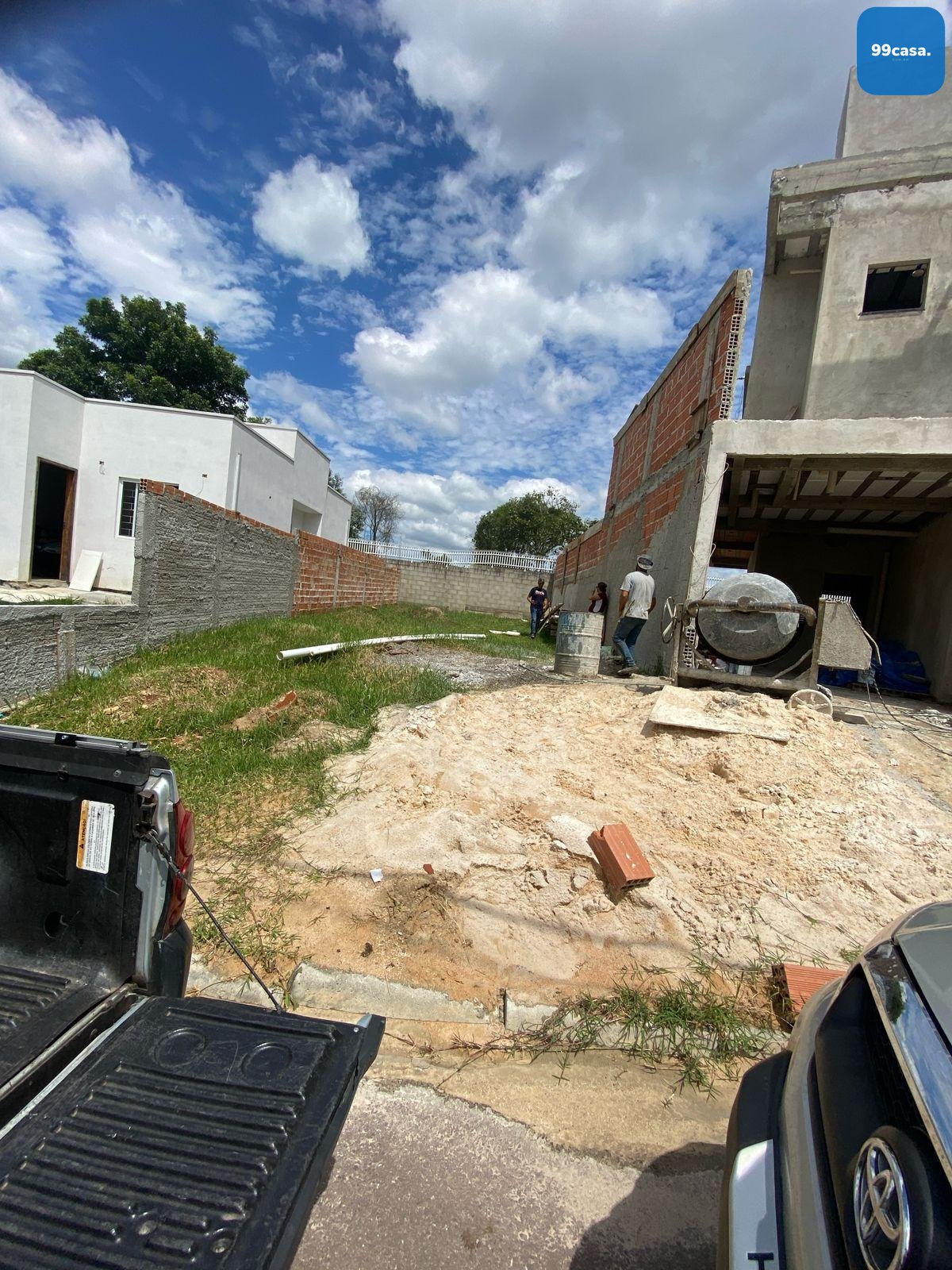 Sobrado Novo em Condomínio Fechado no Umbará com Acabamentos P...