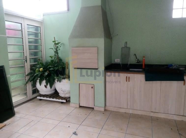 Sobrado com 4 dormitórios à venda,180.00 m , lindóia, CURITIBA...