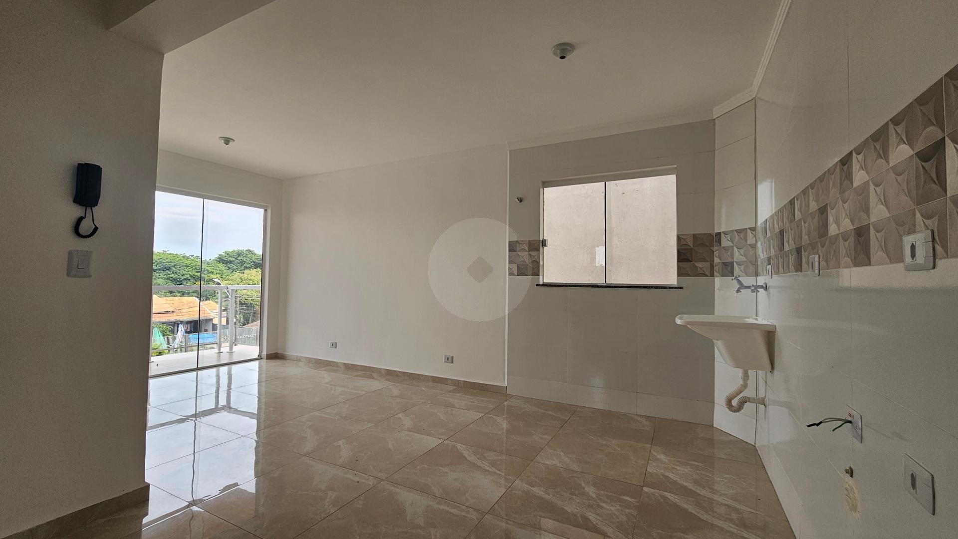 Apartamento 3 quartos com suíte, sacada com churrasqueira e 1 vaga em ótima localização