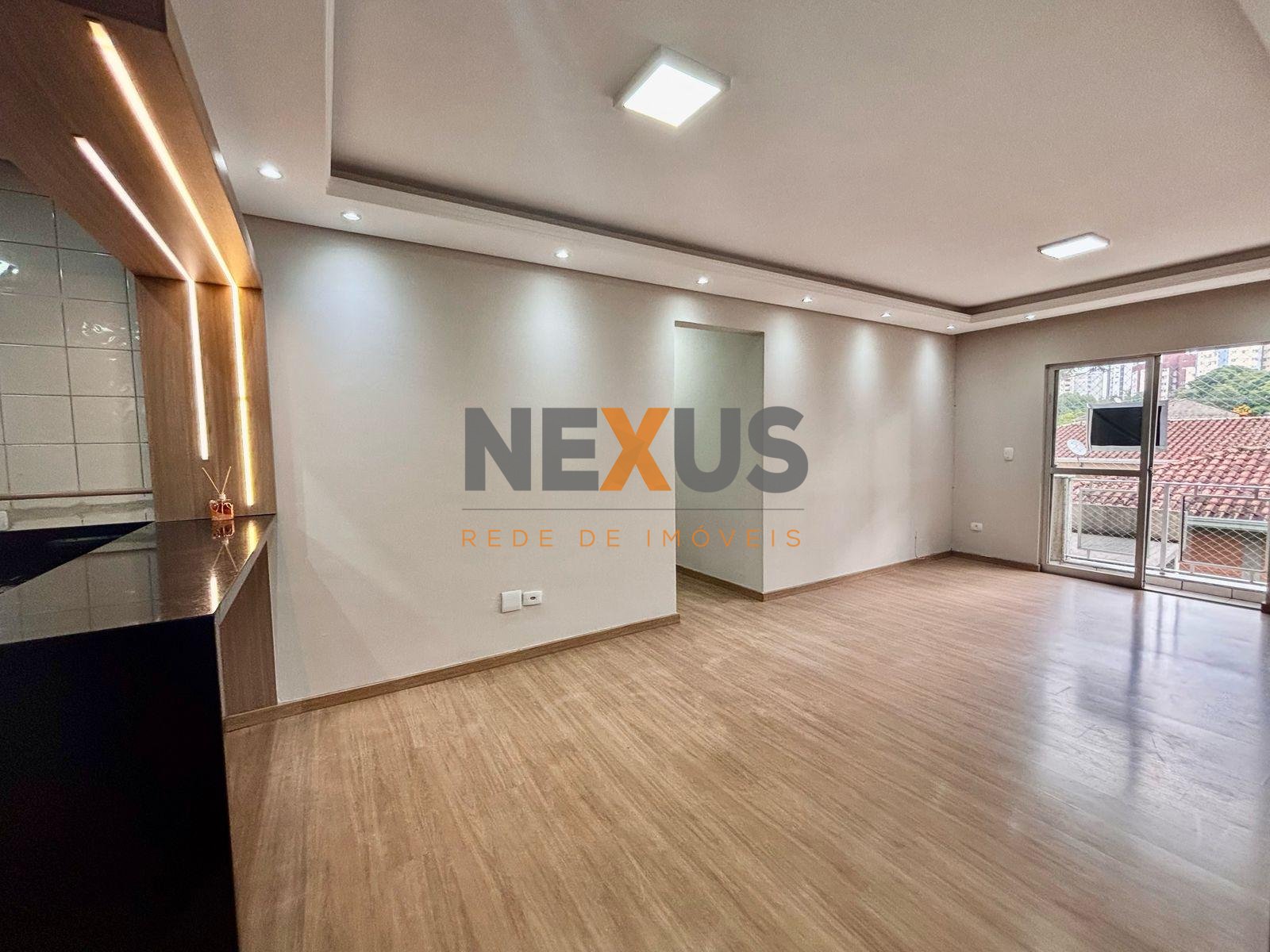 Apartamento 3 quartos, suíte, sacada, desocupado, 77 m  por R ...