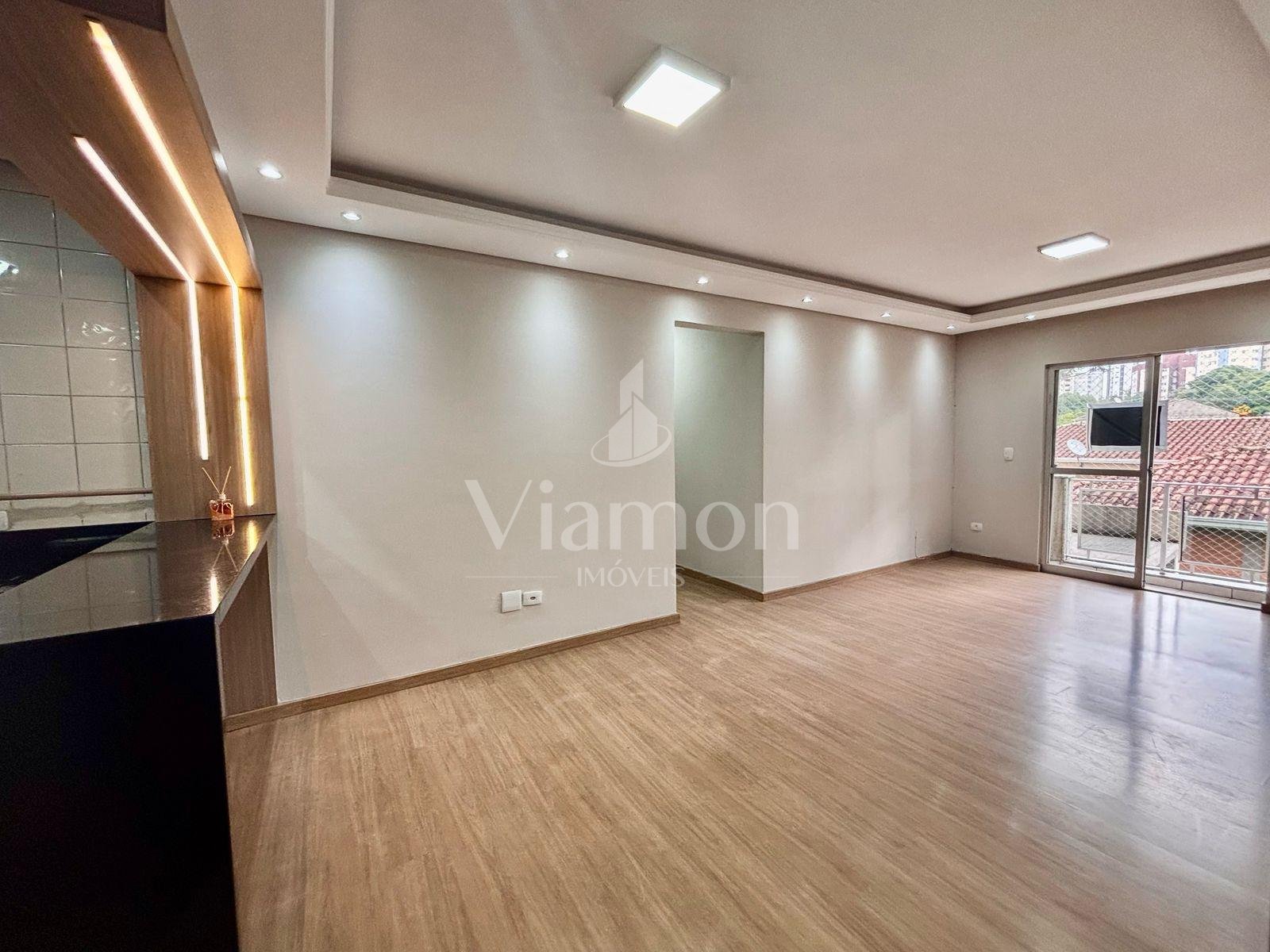 Apartamento 3 quartos, suíte, sacada, desocupado, 77 m  por R ...