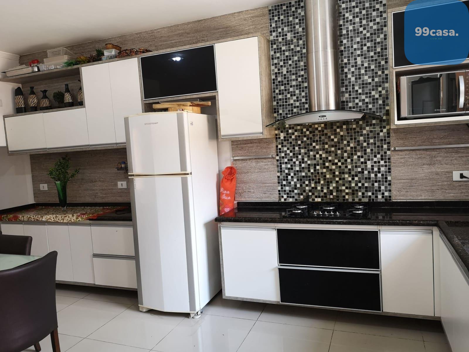 Sobrado com 210m , 03 dormitírios, 01 suíte, 650 mil, Cidade I...