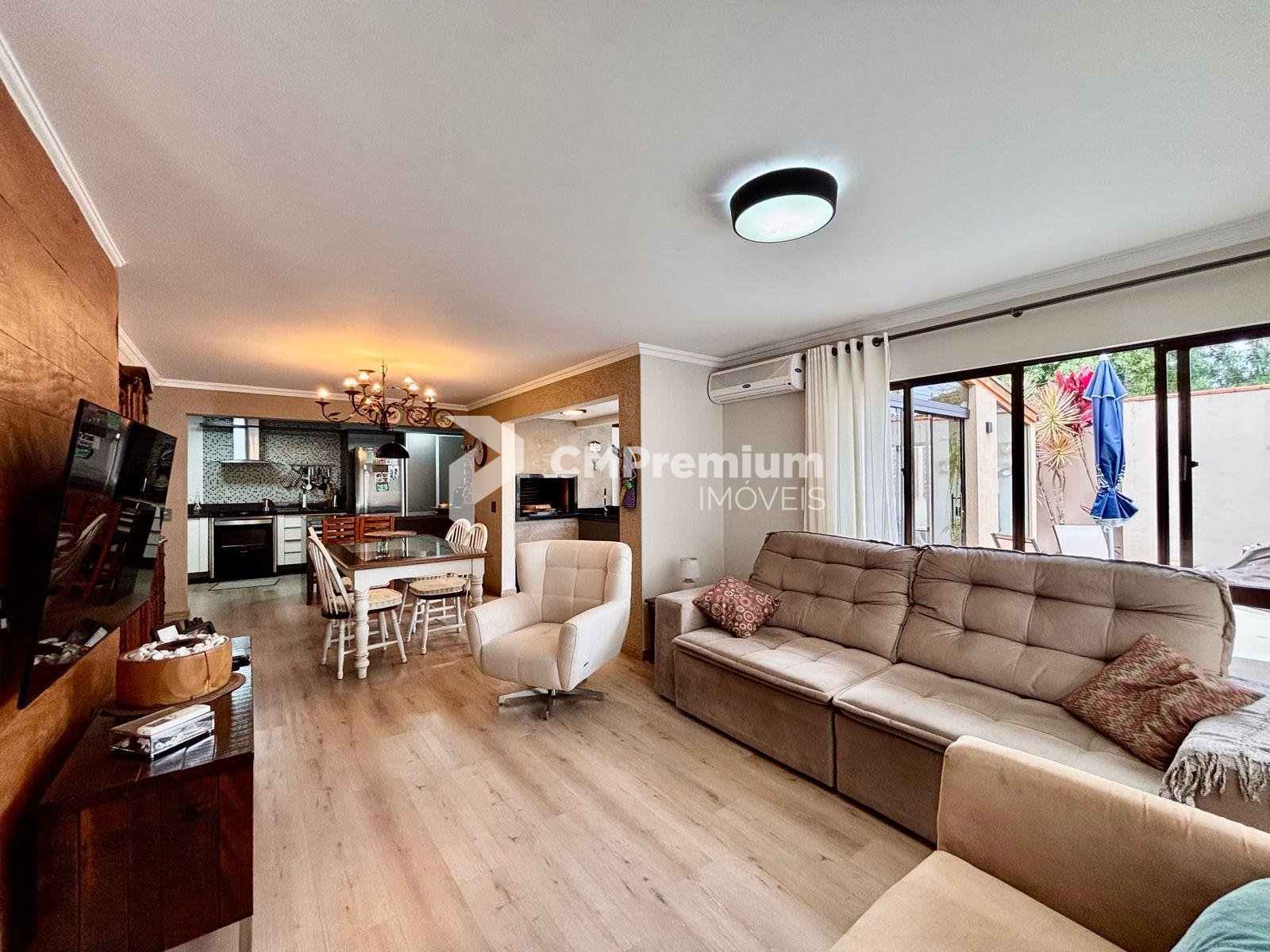 Triplex sofisticado com 230m , espaço externo amplo e gourmet ...