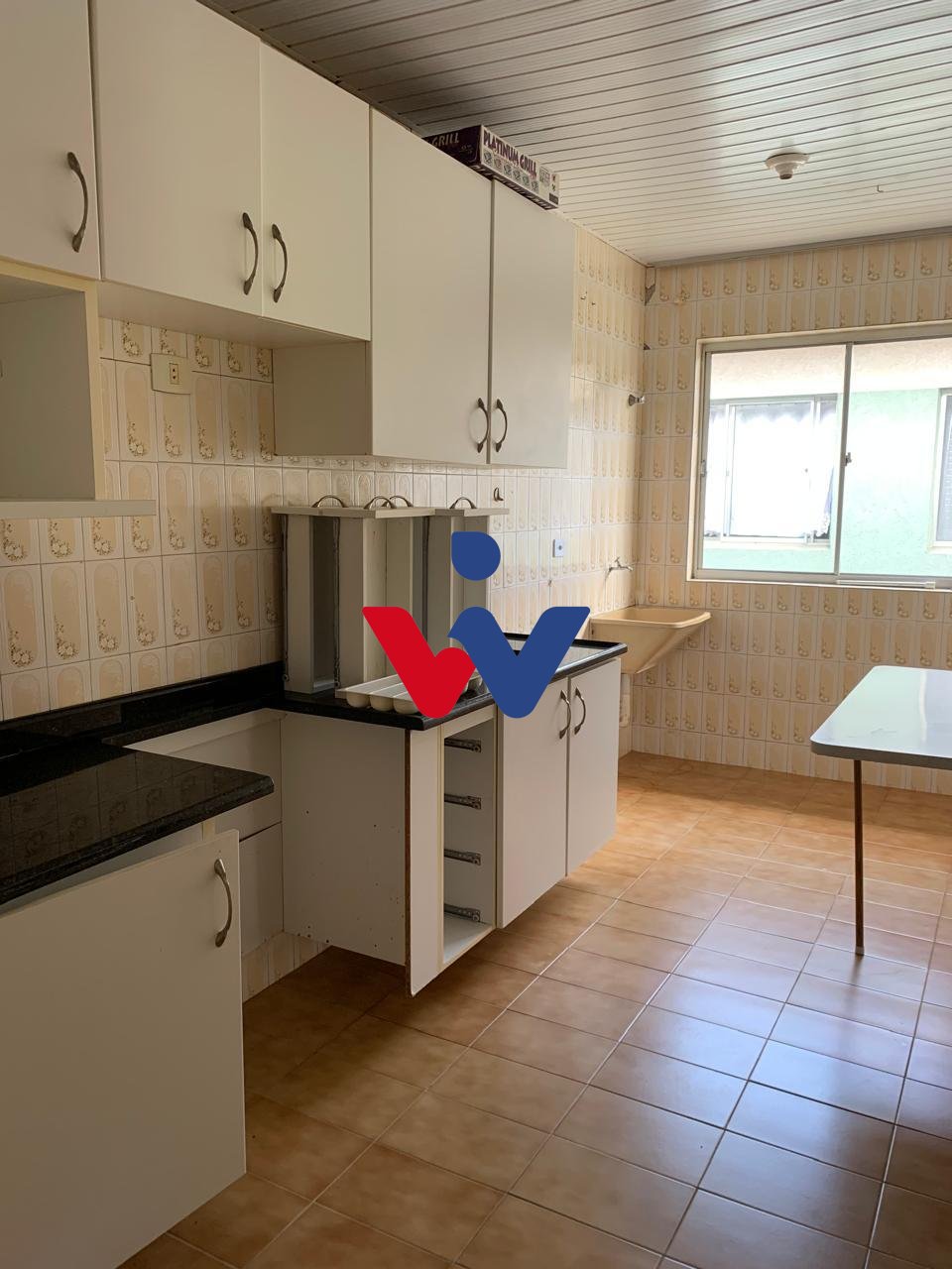 Apartamento com 3 dormitórios à venda, 74 m  por R  255.000,00...