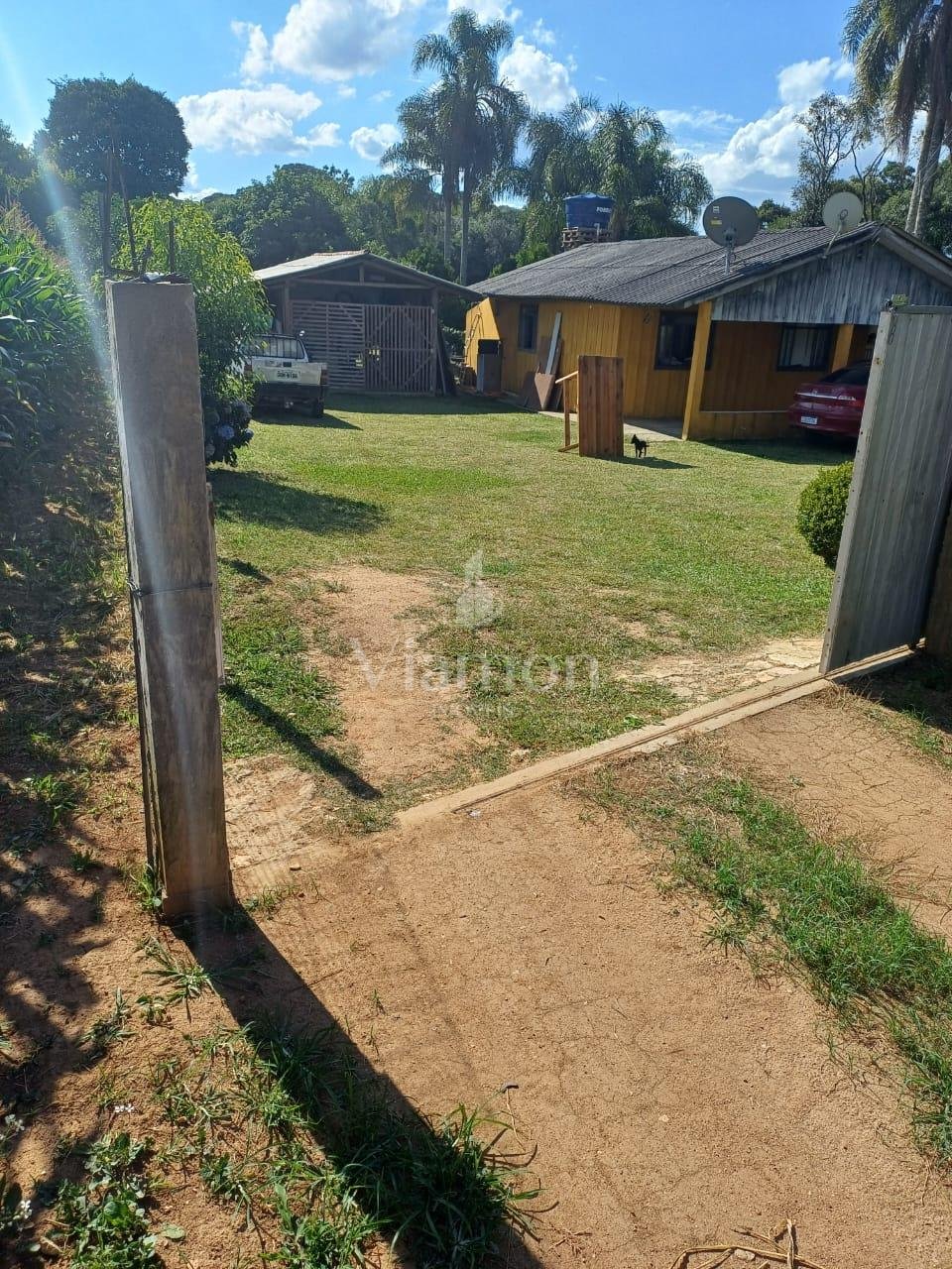 Chácara com 10000 m , registrada, por R  350.000,00 - Zona Rur...