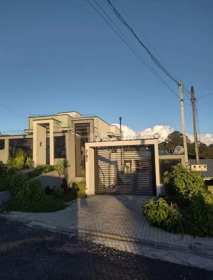 Casa com 3 dormitórios à venda,420.00 m , Vila Santa Maria, PI...