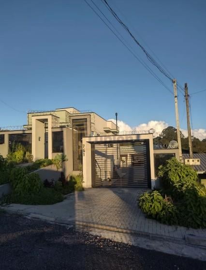 Casa com 3 dormitórios à venda,420.00 m , Vila Santa Maria, PI...