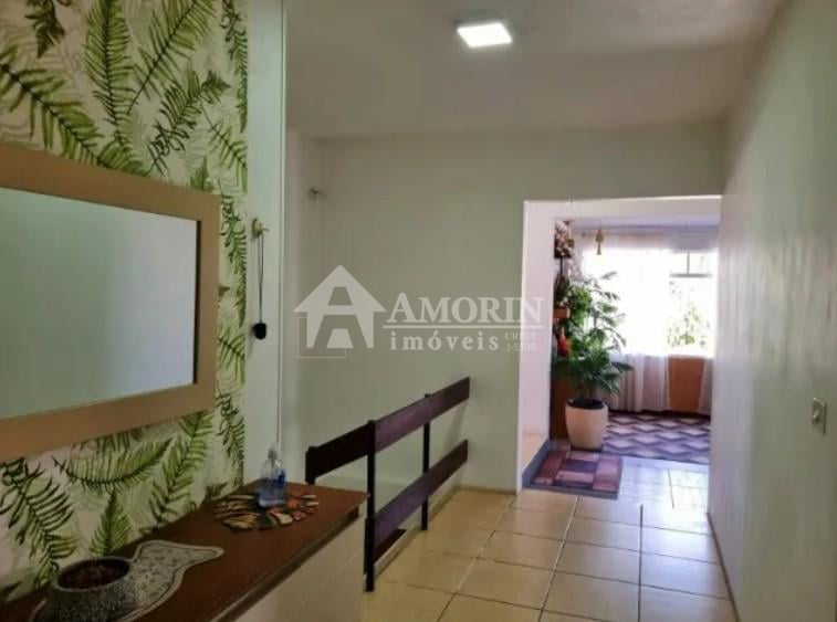 Casa com 4 dormitórios à venda,200.00 m , novo mundo, CURITIBA...