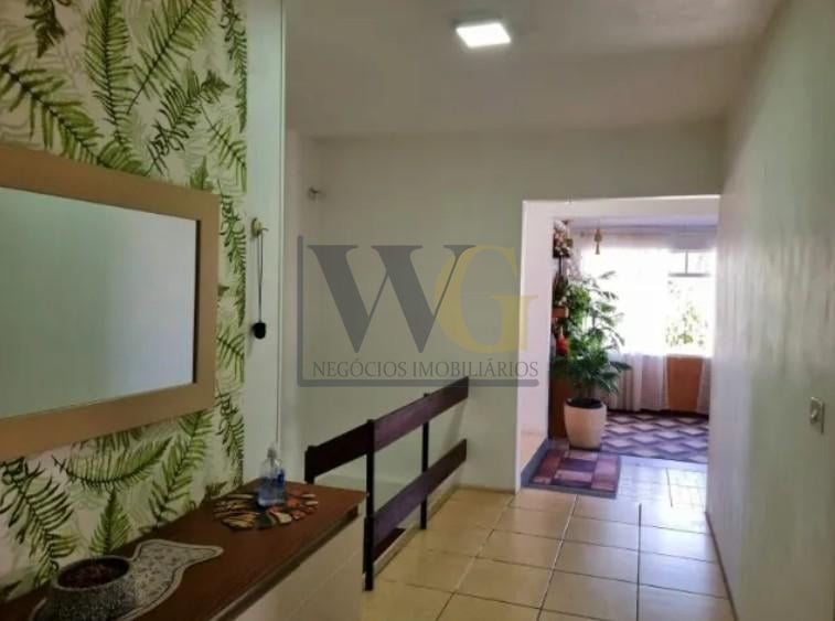 Casa com 4 dormitórios à venda,200.00 m , novo mundo, CURITIBA...