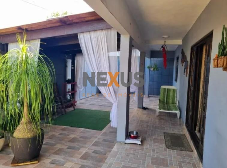 Casa com 4 dormitórios à venda,200.00 m , novo mundo, CURITIBA...