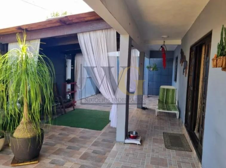 Casa com 4 dormitórios à venda,200.00 m , novo mundo, CURITIBA...