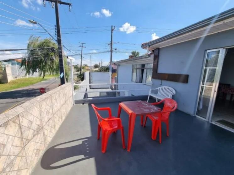 Excelente Casa de Esquina à Venda no Novo Mundo  4 Quartos e A...