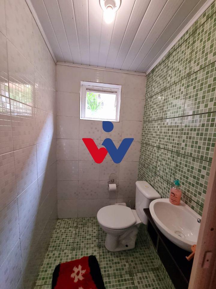 Casa com 3 dormitórios à venda,132.00 m , capão raso, CURITIBA...