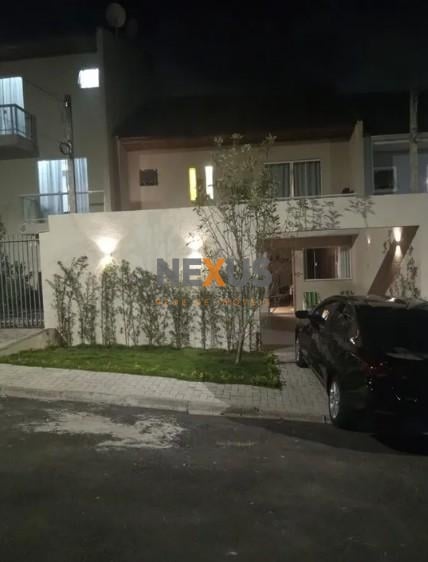 Sobrado com 3 dormitórios à venda,180.00 m , CURITIBA - PR
