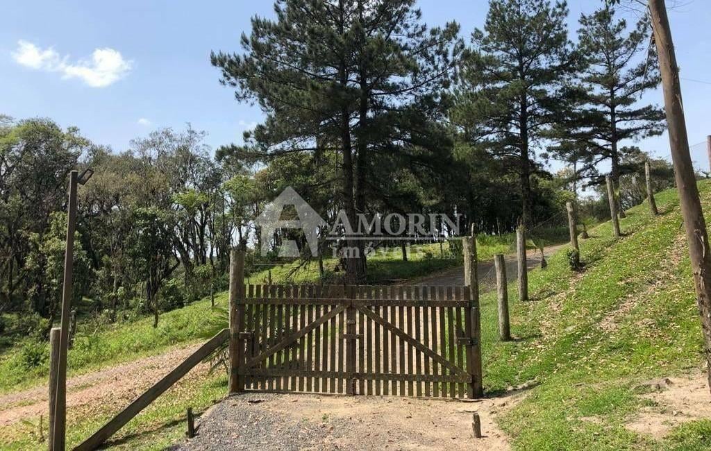 Chácara com 30000 m , casa de 100m , Bairro Sertãozinho, Km 11...