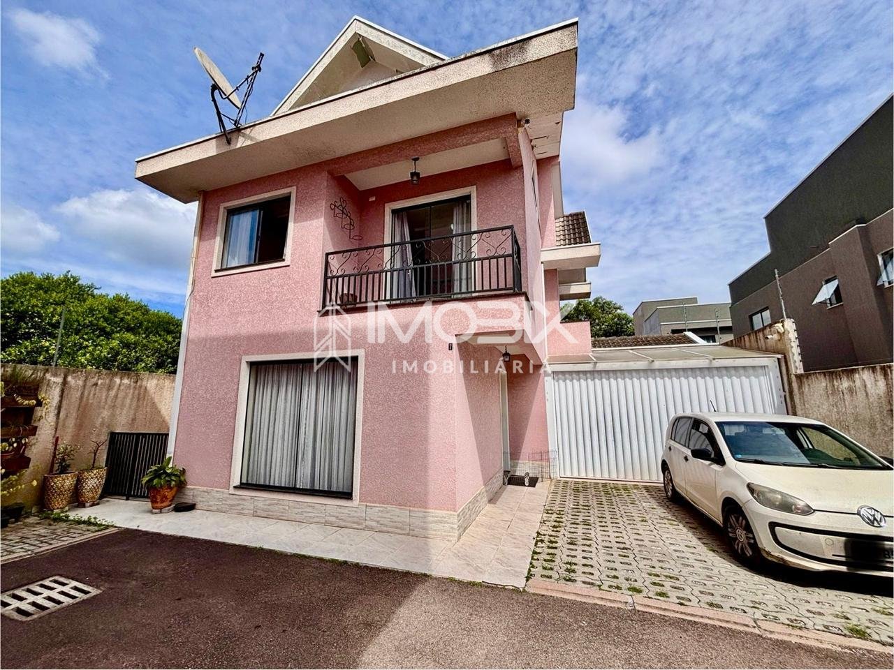 Amplo Sobrado  à venda,169.87 m , por 700 mil, Boqueirão, CURI...