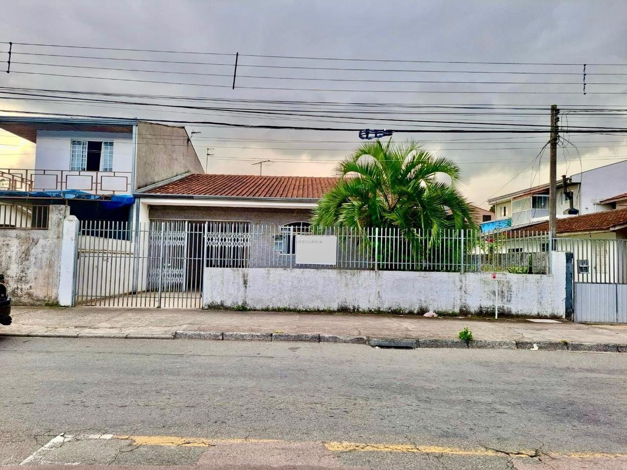 Casa com 2 dormit?rios ? venda,360.00 m , campo comprido, CURI...