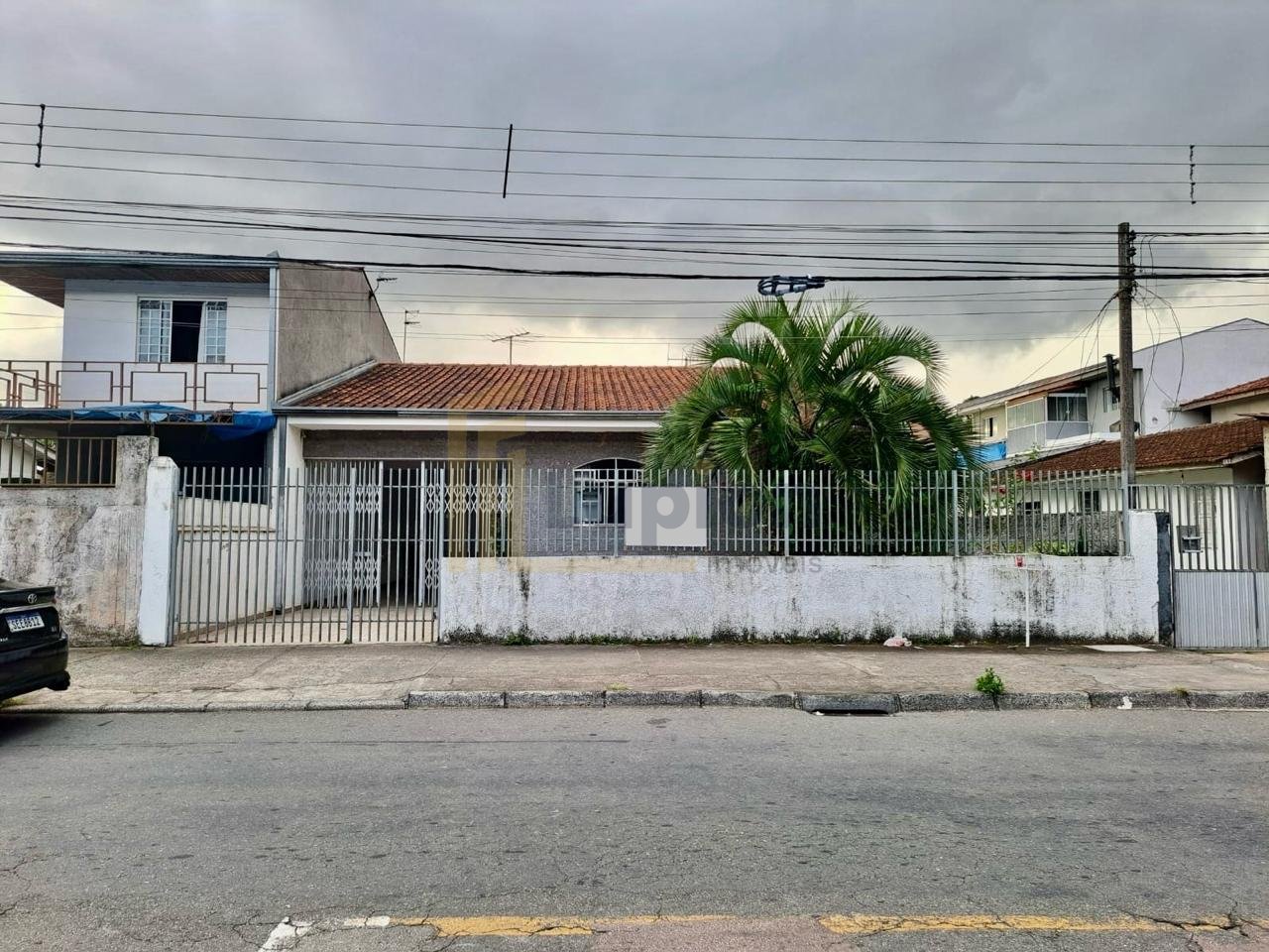 Casa com 2 dormitórios à venda,360.00 m , campo comprido, CURI...
